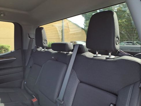 Used 2024 GMC Sierra 1500 Elevation image 18