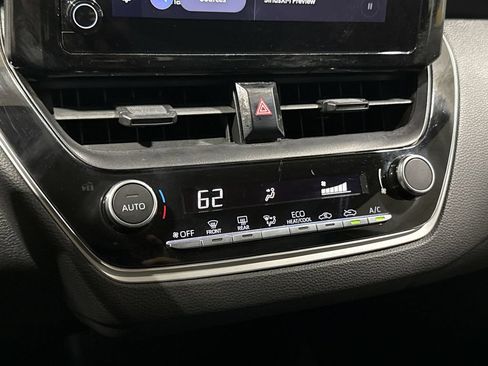 Used 2023 Toyota Corolla LE FWD image 16