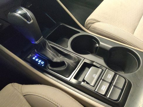 Used 2019 Hyundai Tucson Value image 26