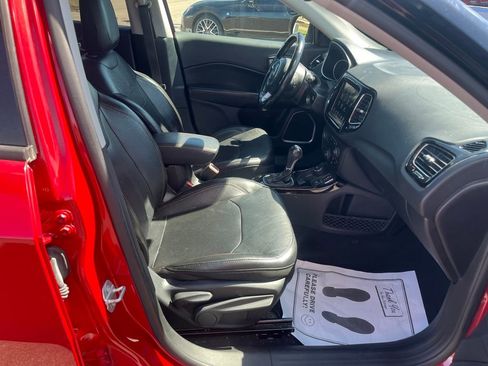 Used 2019 Jeep Compass Limited image 25