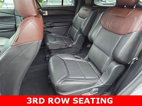 Used 2021 Ford Explorer Platinum w/ Equipment Group 601A image 16