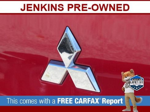 Used 2023 Mitsubishi Outlander SE image 14