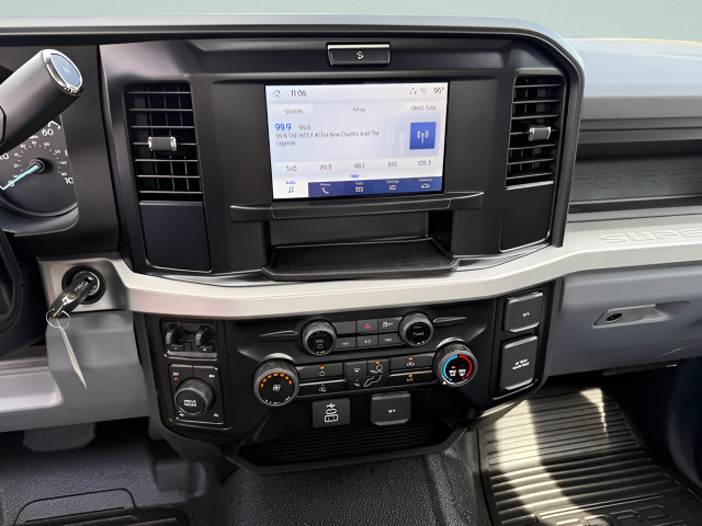 New 2026 Ford F250 XL w/ FX4 Off-Road Package AWD/4WD image 8