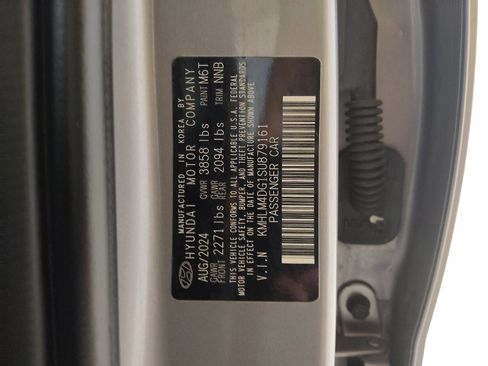 Used 2025 Hyundai Elantra Sport FWD image 33