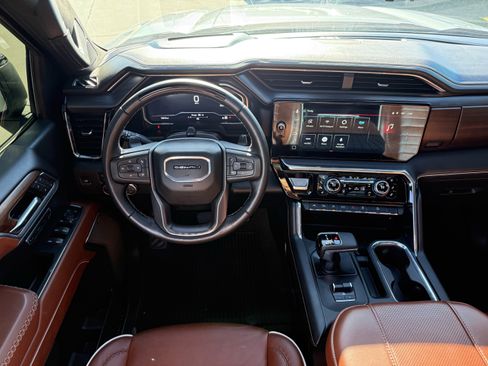 Used 2025 GMC Sierra 1500 Denali Ultimate image 13