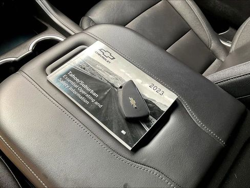 Used 2023 Chevrolet Tahoe Z71 AWD/4WD image 38