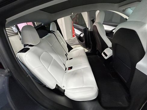 Used 2021 Tesla Model Y Performance AWD/4WD image 43