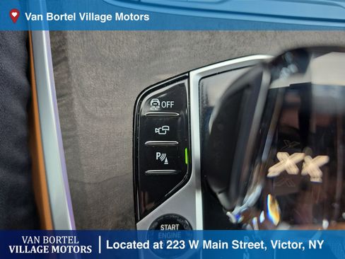 Used 2023 BMW X5 xDrive40i w/ Executive Package AWD/4WD image 29