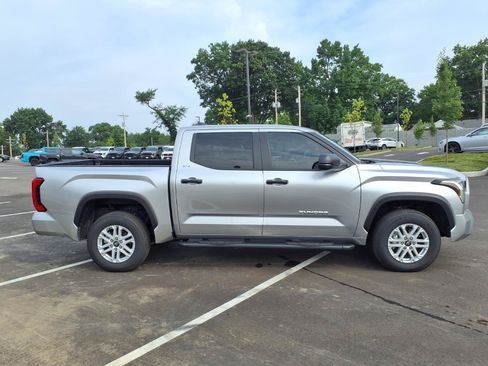 Used 2025 Toyota Tundra SR5 AWD/4WD image 2