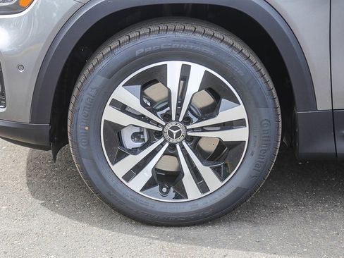 New 2026 Mercedes-Benz GLB 250 4MATIC image 9