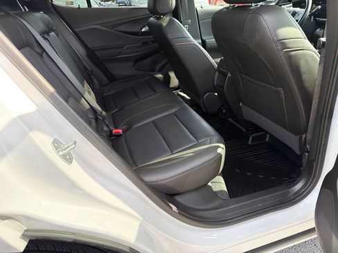 Used 2025 Buick Envista Avenir FWD image 15