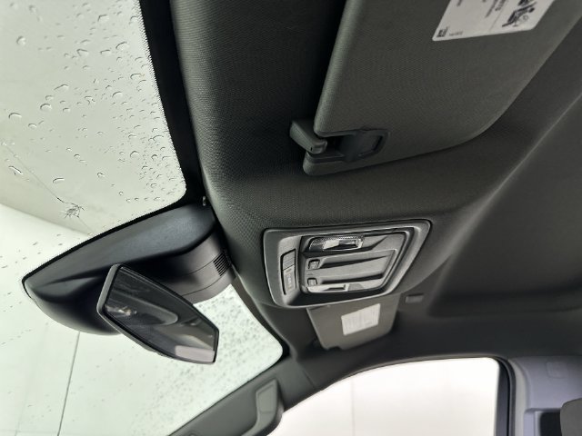 Used 2023 Chevrolet Silverado 1500 LT AWD/4WD image 19