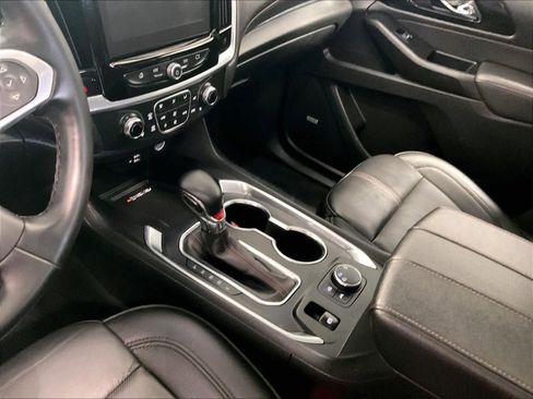 Used 2023 Chevrolet Traverse RS AWD/4WD image 20
