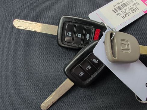 Used 2015 Honda CR-V LX image 17