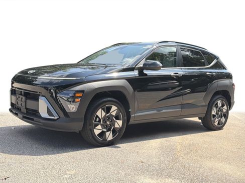 Used 2025 Hyundai Kona SEL AWD/4WD image 20