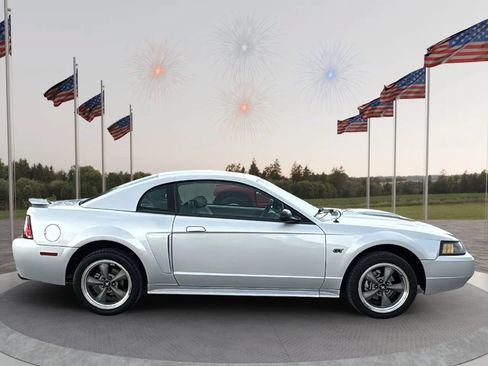 Used 2002 Ford Mustang GT RWD image 9