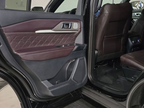 New 2026 Ford Explorer Platinum w/ LUX Leather Package image 34