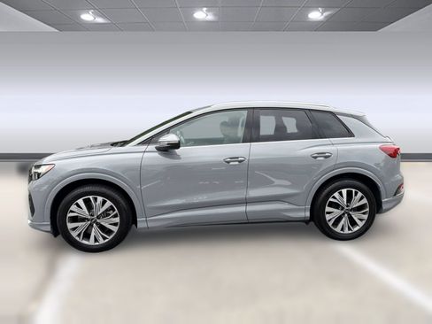 Used 2024 Audi Q4 e-tron Premium Plus w/ Premium Plus RWD image 2