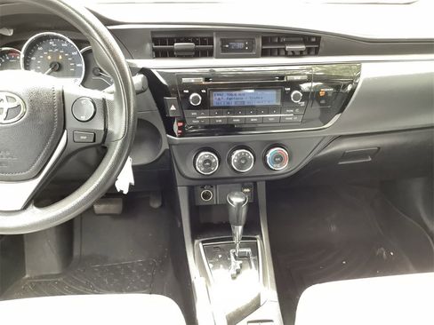 Used 2014 Toyota Corolla L image 11