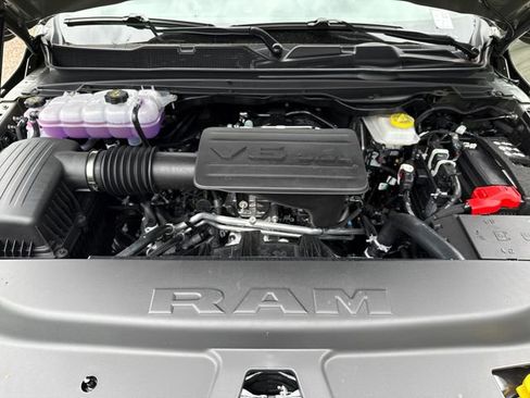 New 2026 RAM 1500 Express AWD/4WD image 28