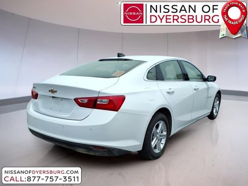 Used 2024 Chevrolet Malibu LS w/ Driver Confidence Package FWD image 3