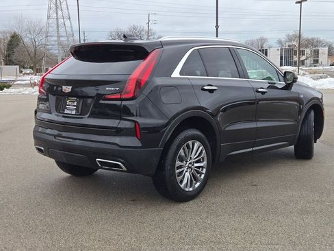 Used 2024 Cadillac XT4 Premium Luxury image 12