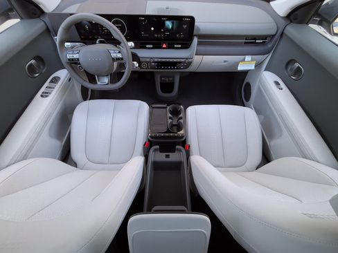 New 2026 Hyundai Ioniq 5 Limited image 29