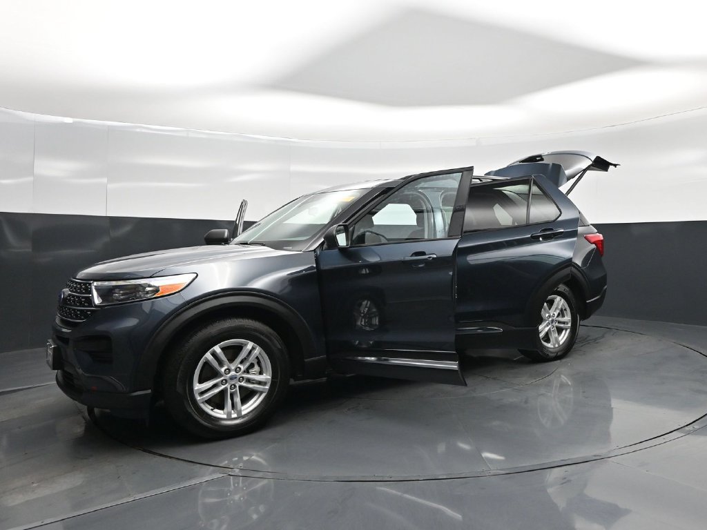 Used 2023 Ford Explorer XLT RWD image 29