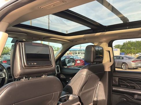 Used 2020 Ford Expedition Max Platinum AWD/4WD image 39