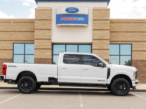 New 2026 Ford F350 Lariat w/ Black Appearance Package AWD/4WD image 4