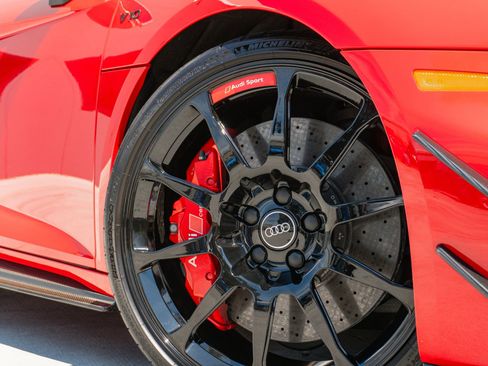 Used 2023 Audi R8 V10 GT image 35