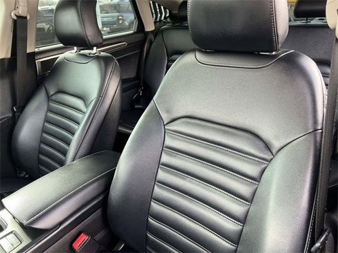 Certified 2019 Ford Fusion SEL image 24