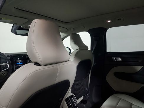 New 2026 Volvo XC40 B5 Plus w/ Protection Package Premier image 14