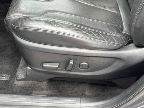 Used 2022 Hyundai Palisade SEL w/ 8P Bench Seat Package FWD image 14