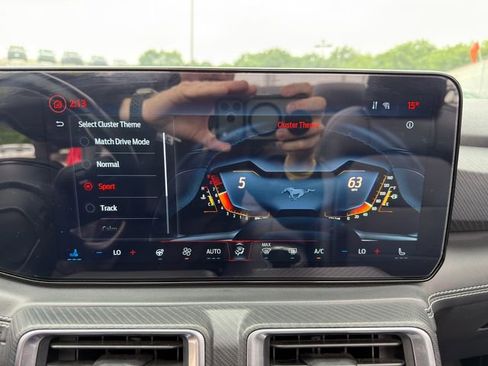 Used 2024 Ford Mustang Premium RWD image 30