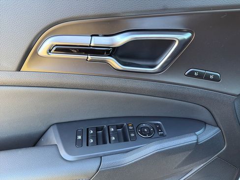 New 2026 Kia Sportage SX AWD/4WD image 11