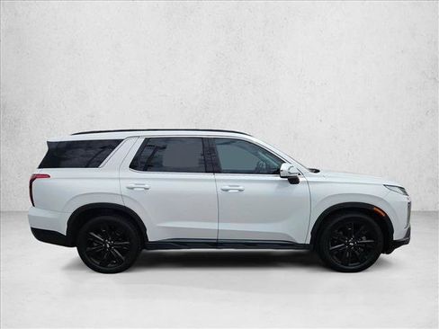 Used 2023 Hyundai Palisade XRT FWD image 4