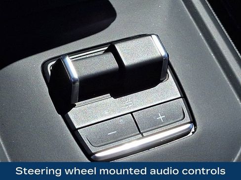 Used 2025 GMC Sierra 1500 Denali Ultimate AWD/4WD image 17