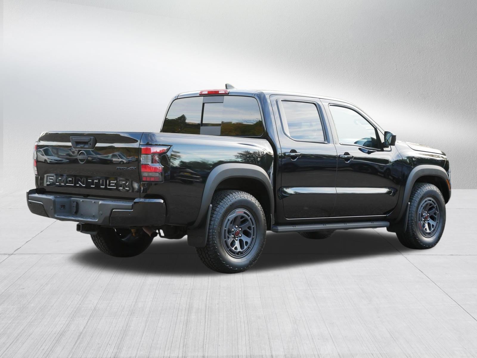 Certified 2023 Nissan Frontier PRO-4X w/ Pro Convenience Package AWD/4WD image 7
