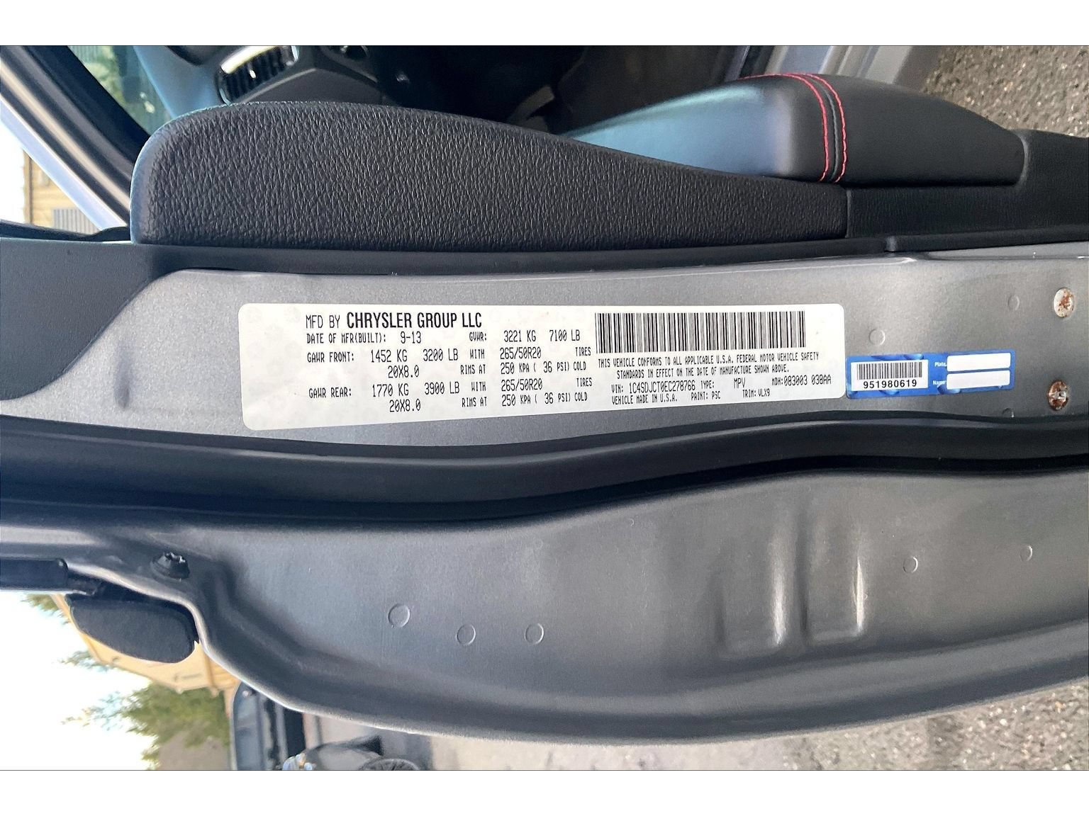 Used 2014 Dodge Durango R/T w/ Technology Group AWD/4WD image 6