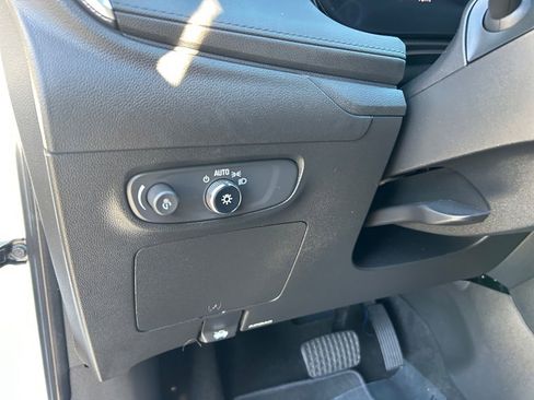 Used 2024 Buick Encore GX Avenir w/ Avenir Technology Package image 21