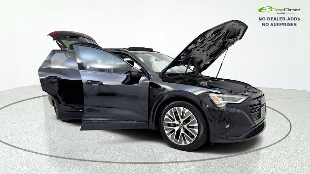 Used 2024 Audi Q8 e-tron Prestige w/ Prestige Package AWD/4WD image 12