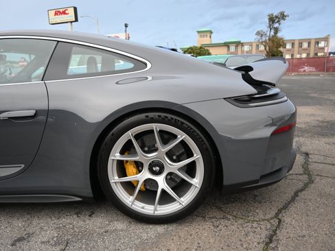 Used 2026 Porsche 911 GT3 image 16