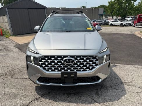Used 2022 Hyundai Santa Fe Limited FWD image 2
