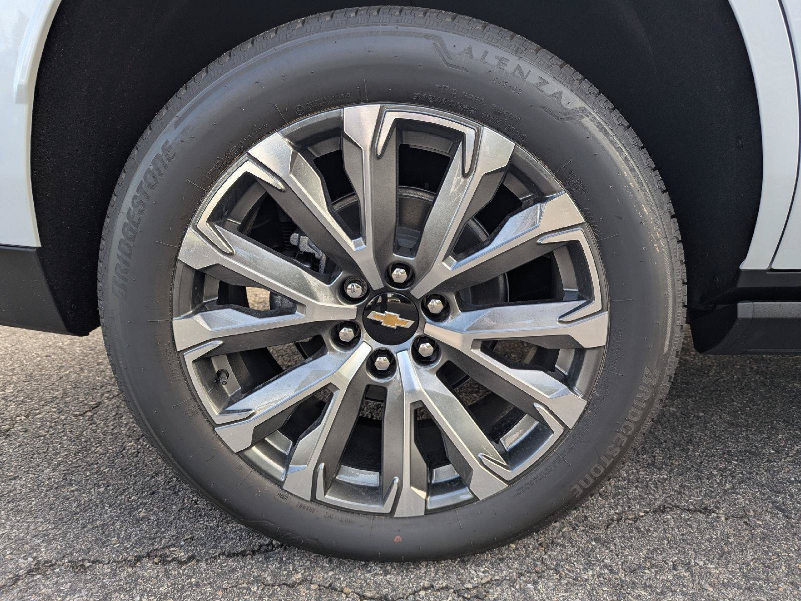 New 2026 Chevrolet Tahoe High Country AWD/4WD image 36