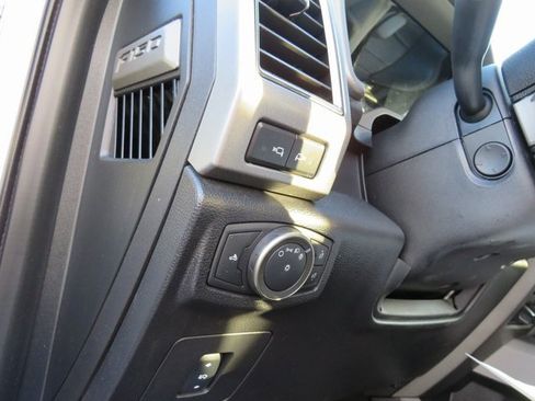 Used 2017 Ford F150 Raptor w/ Equipment Group 802A Luxury image 44