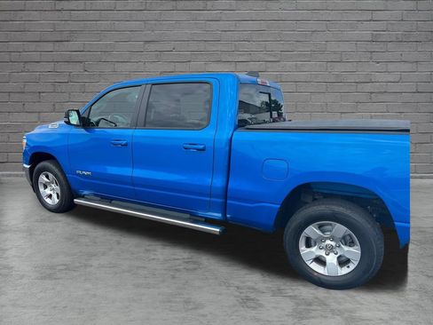 Used 2022 RAM 1500 Big Horn AWD/4WD image 3