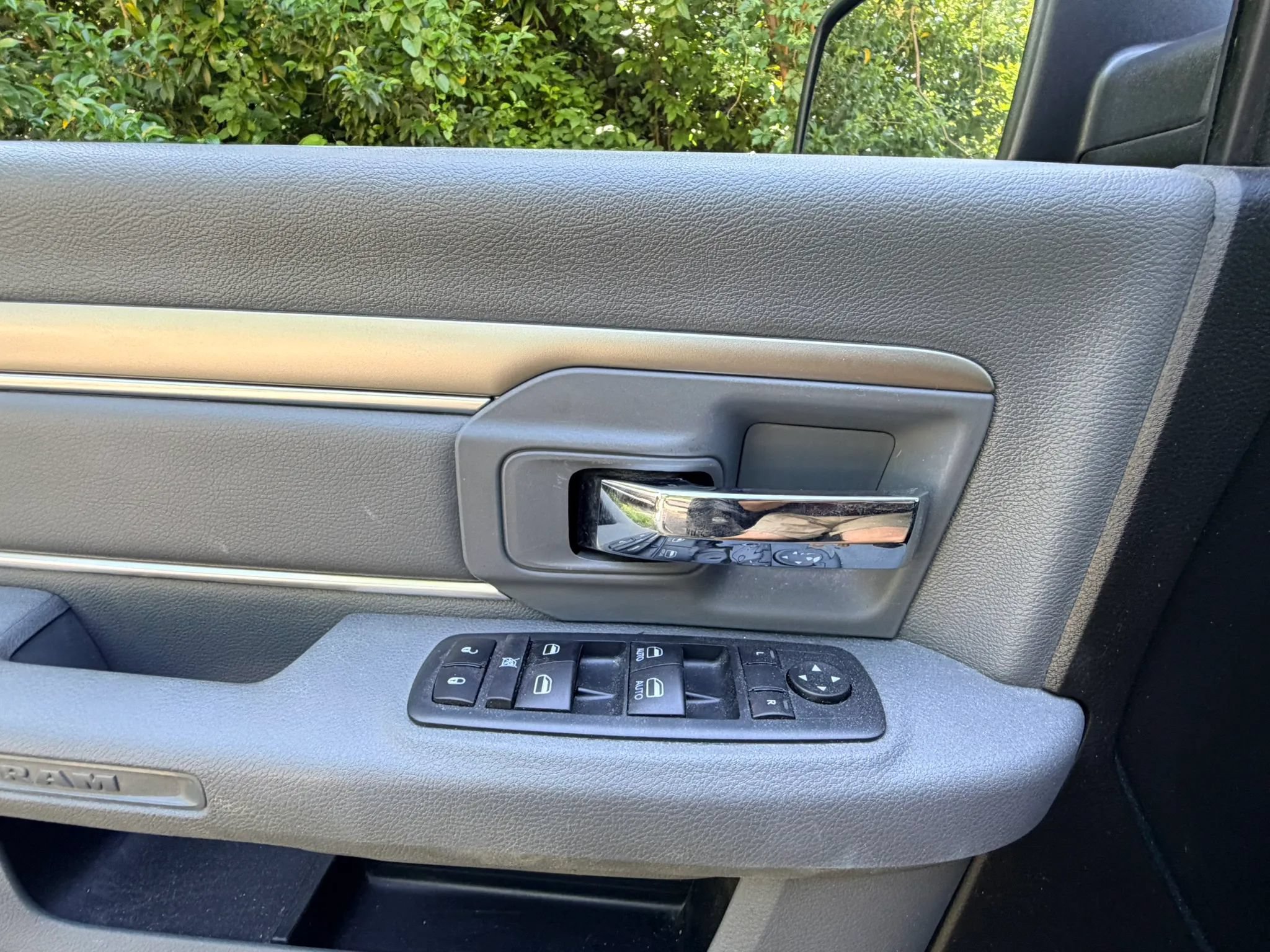 Used 2020 RAM 1500 Warlock w/ Electronics Group RWD image 17