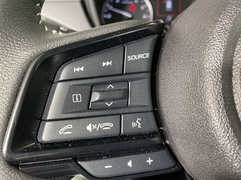 Certified 2025 Subaru Forester Premium image 24