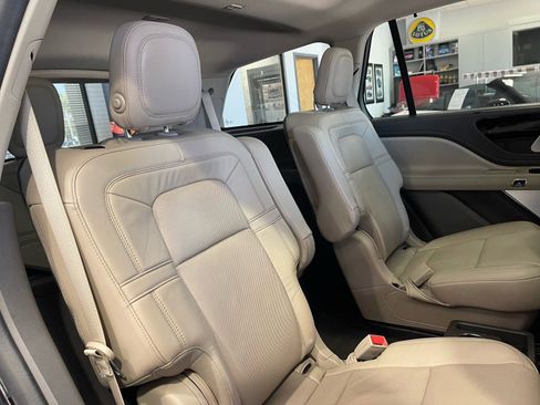 Used 2020 Lincoln Aviator Reserve w/ Equipment Group 202A AWD/4WD image 48